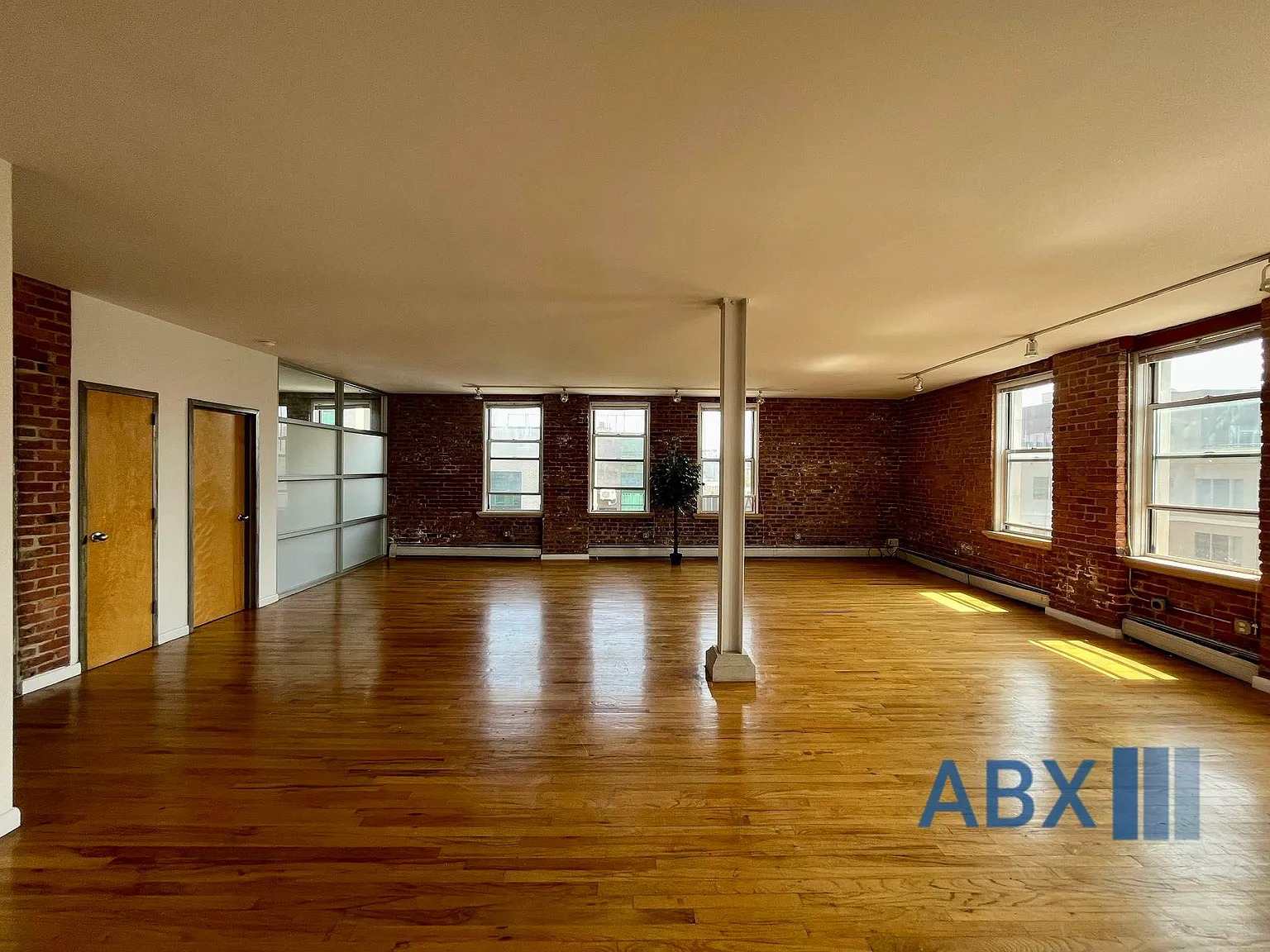 425 Keap Street — Photo 3