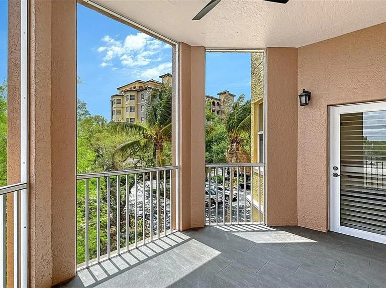 1921 Monte Carlo Dr #302 — Photo 7