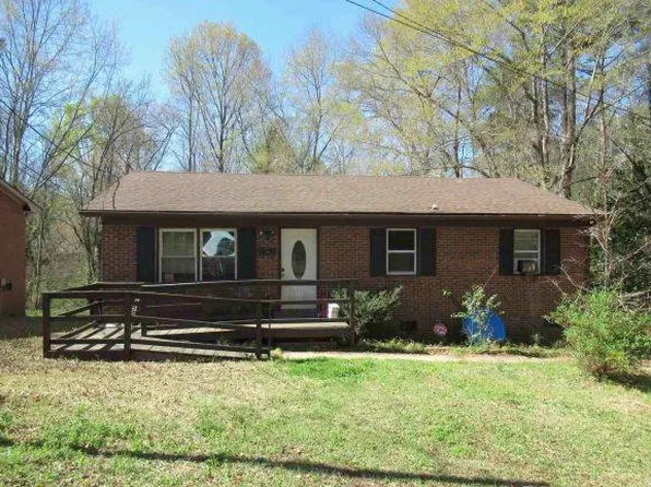 703 Cemetery St, Wadesboro, NC 28170