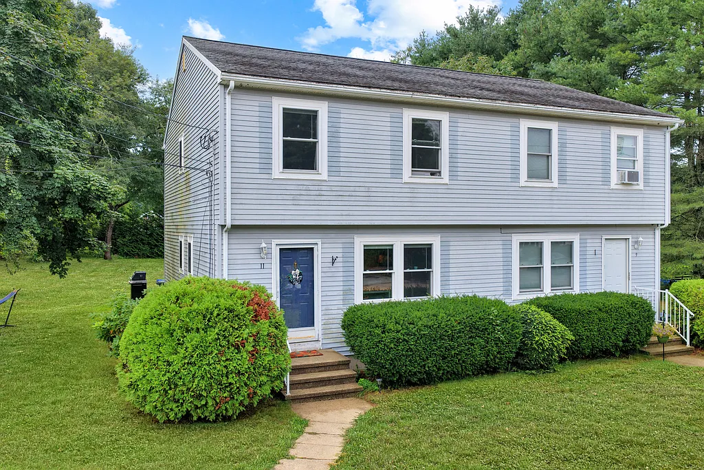 2 bed, 1.5 bath, 1280 sqft, $2,550 — Photo 1