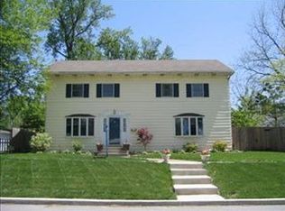 309 Lafayette St, Valparaiso, IN 46383