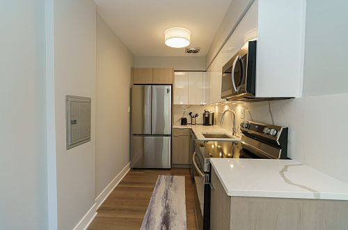 3rd image of 1533 N Wieland St #4A