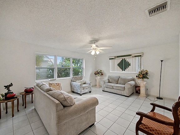 5th image of 5043 Marcia Place