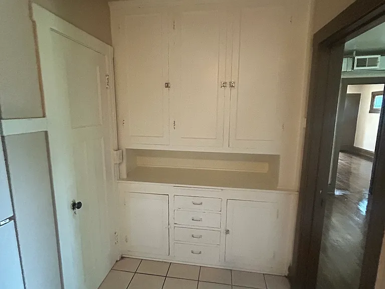 2322 N 53rd St #6 — Photo 9