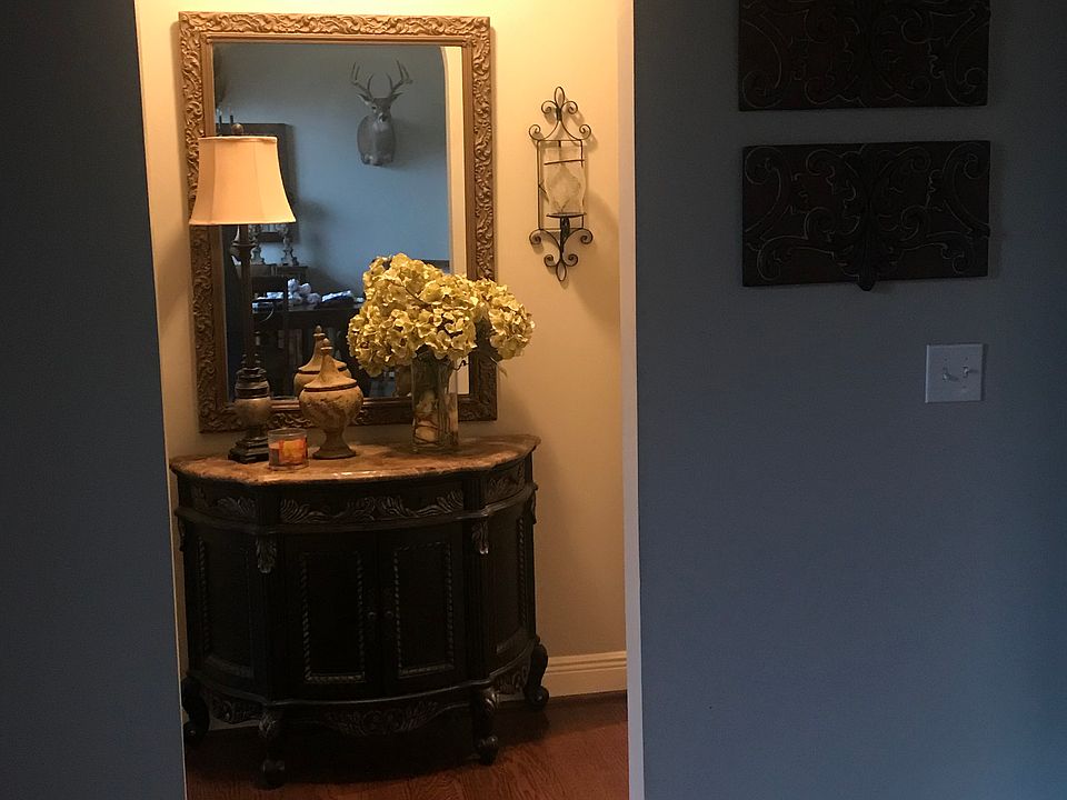 1st image of 8915 Tiffany Way