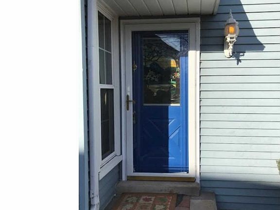 2nd image of 230 Red Haven Dr