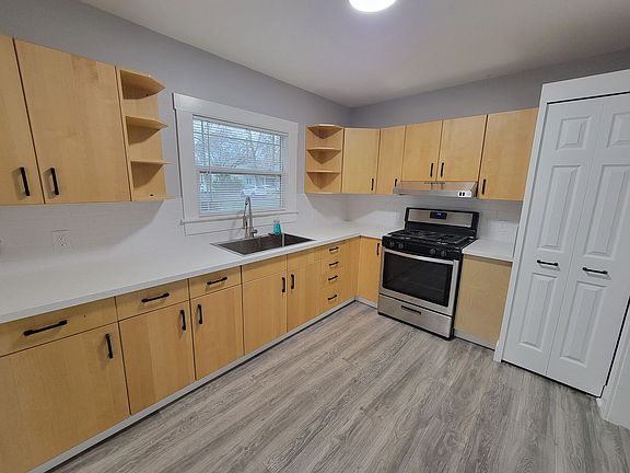 5th image of 507 3rd St