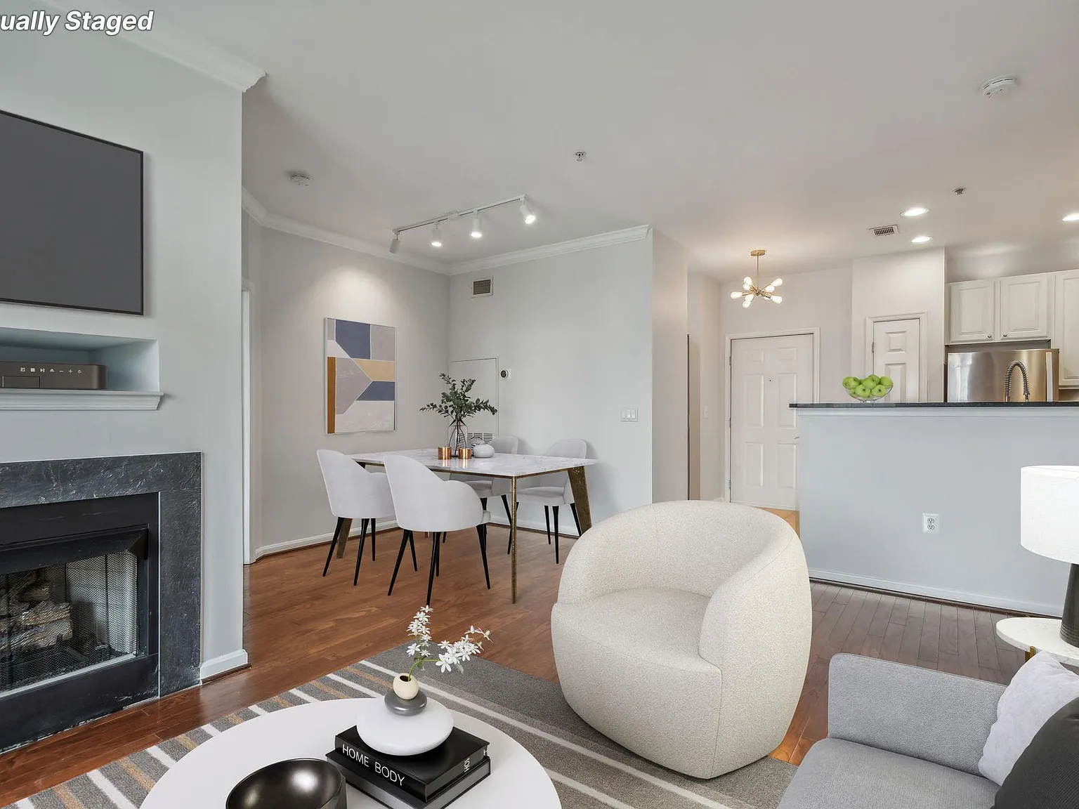 2321 25th St S — Photo 1
