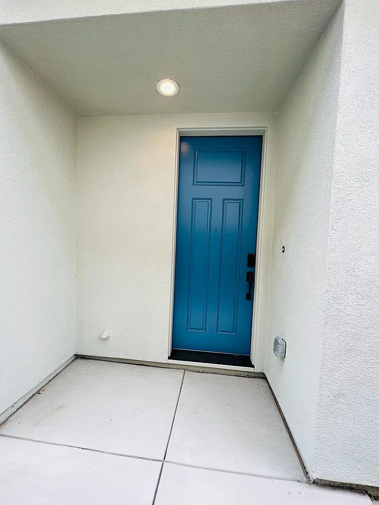 2992 Neil Jerome Dr photo 1