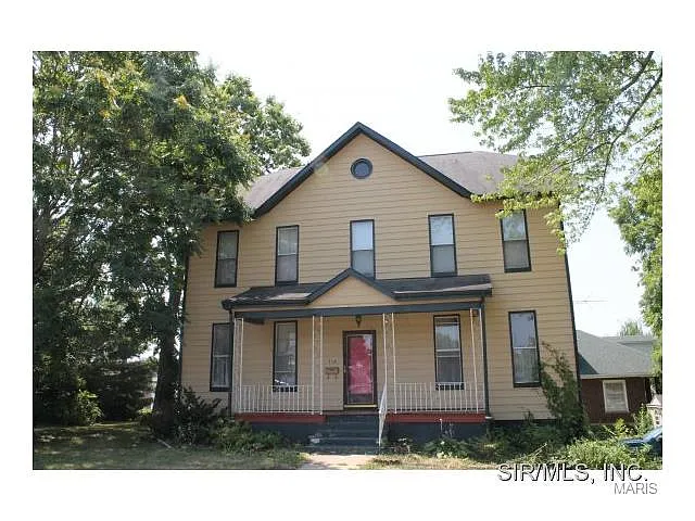 316 W Main St photo 1