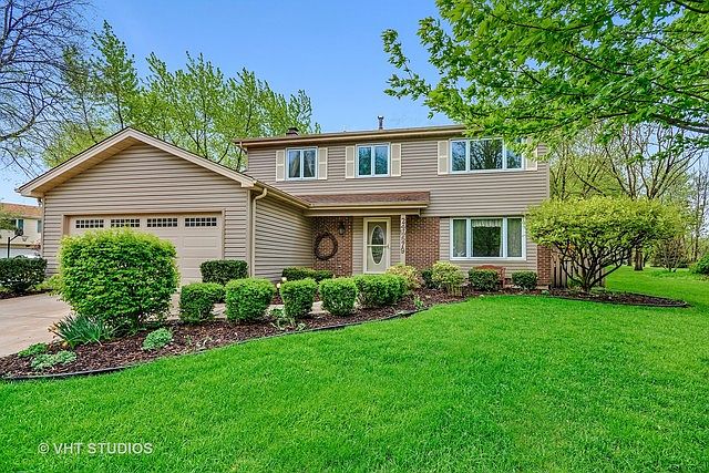 1st image of 24W679 Meadow Lake Dr