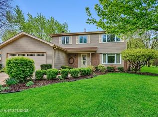 24W679 Meadow Lake Dr, Naperville, IL