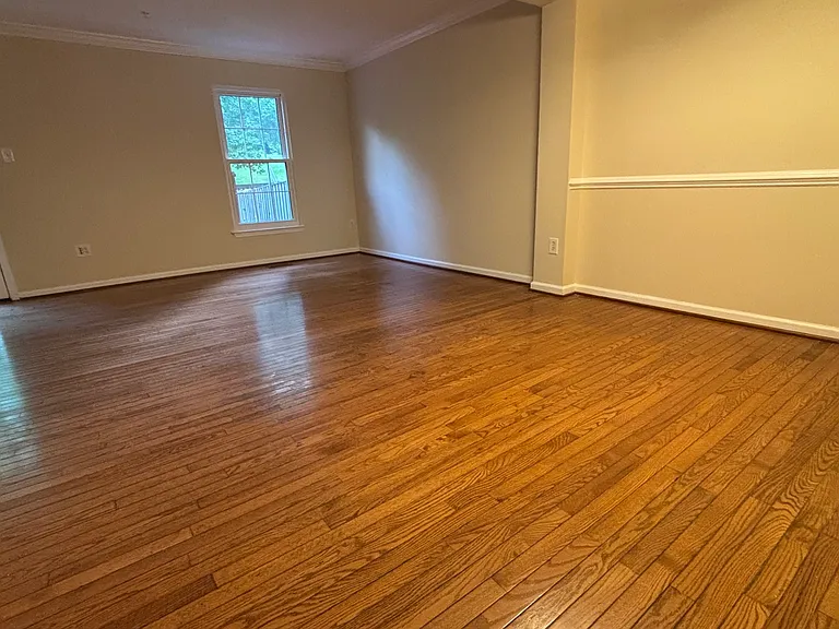 8879 Papillon Dr — Photo 6