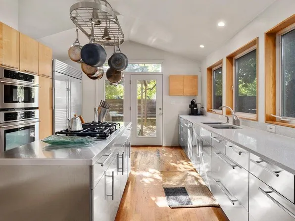 3514 Bridle Path, Austin, TX 78703