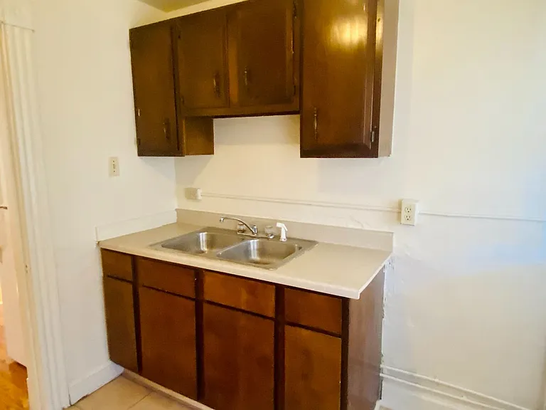 3322 Ellwood Ave.* — Photo 16