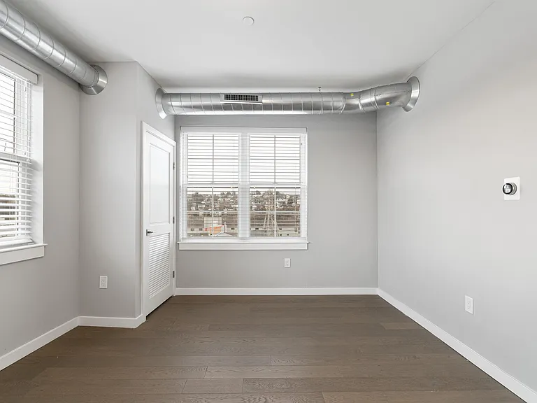 4649 Umbria St — Photo 11