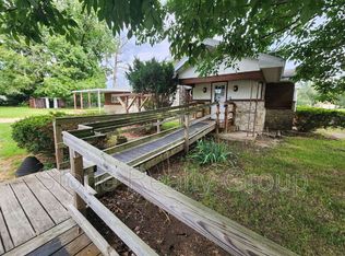 1616 N 11th St, Terre Haute, IN 47804