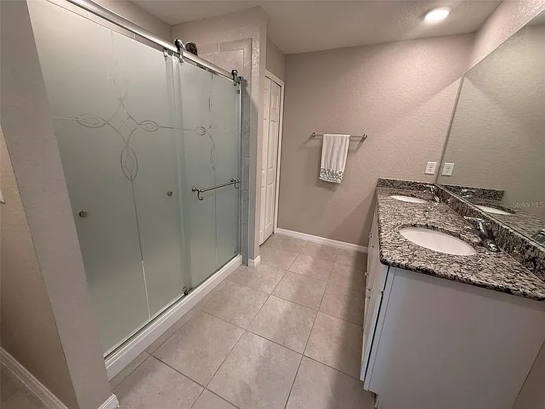 4082 Kenvil Dr — Photo 13