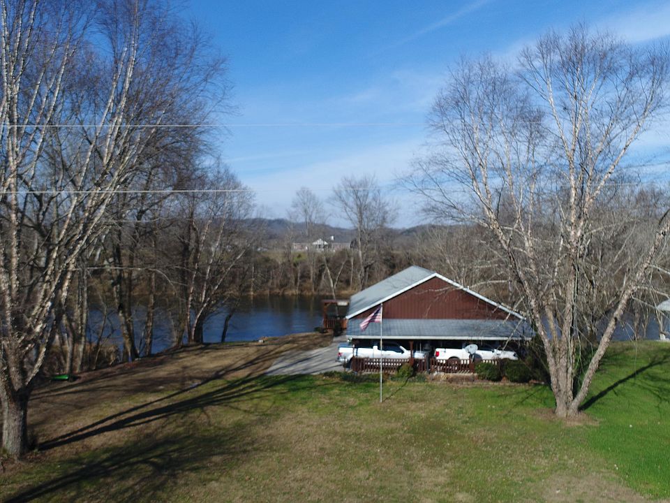 1st image of 420 Campbells Ferry Ln