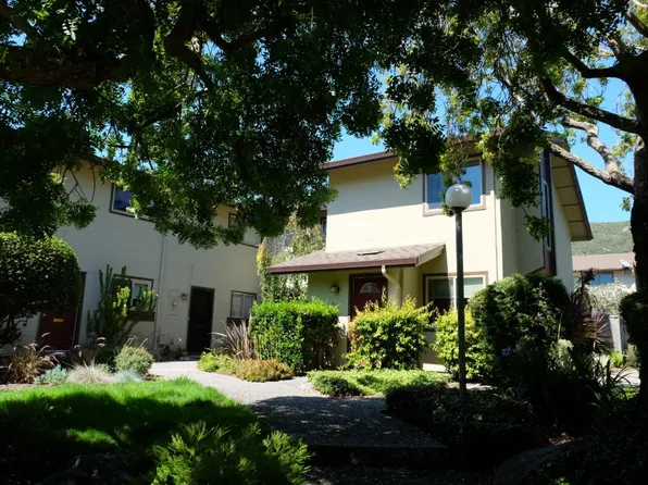 1135 Oddstad Blvd, Pacifica, CA 94044