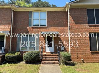 1984 Townhouse Ln, Hueytown, AL 35023