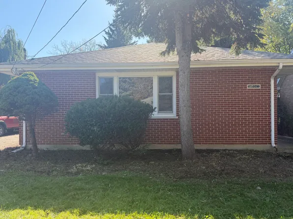 1701 9th St, Waukegan, IL 60085