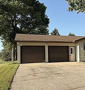 2nd image of 1790 Maple Park Cir
