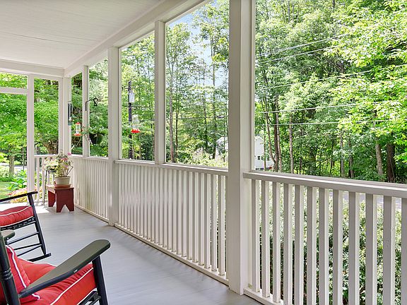 72 Beartown Mountain Rd