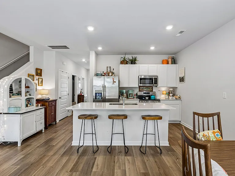 3019 Seguaro Ln — Photo 2