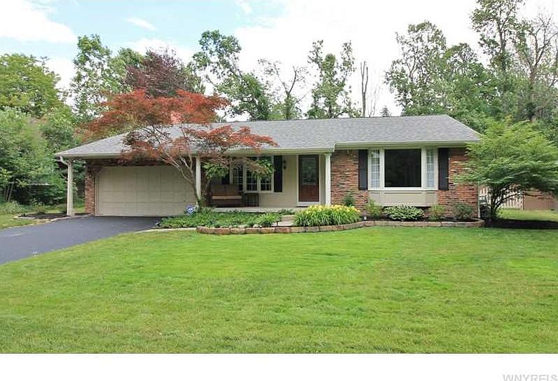 1st image of 233 Woodshire Ct