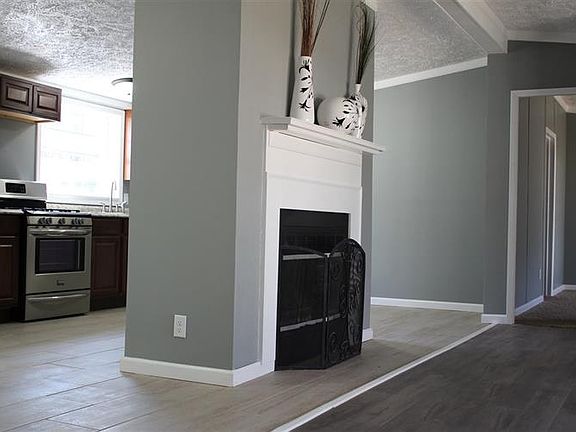 5th image of 57490 Cottage Grove Ave