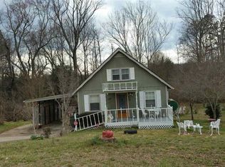 2994 Mac Dr, Hudson, NC 28638
