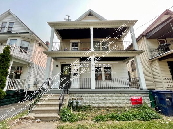 43 Ullman St #1