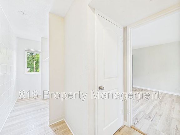 5th image of 1625 Washington Blvd Unit 25