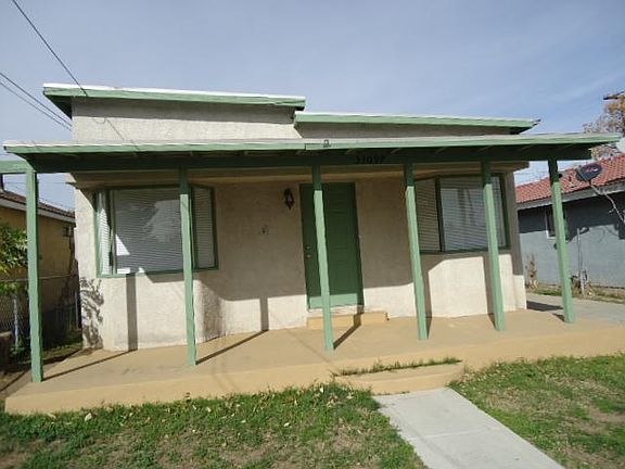 4th image of 33097 Pederson St