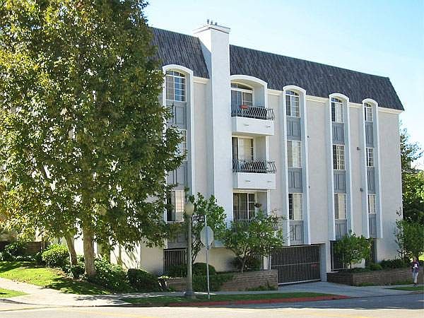 1st image of 1601 Selby Ave APT 203