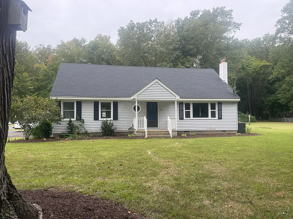 3535 Robinson Rd