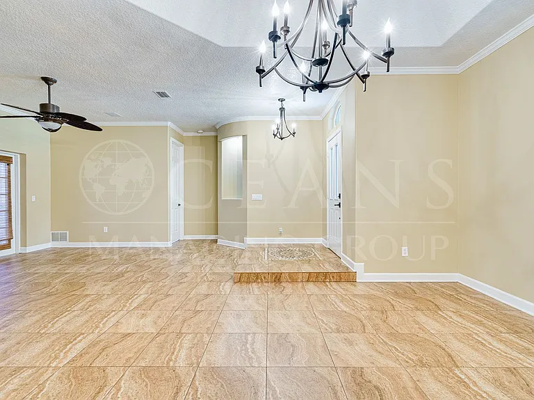 4013 Cree Dr — Photo 6