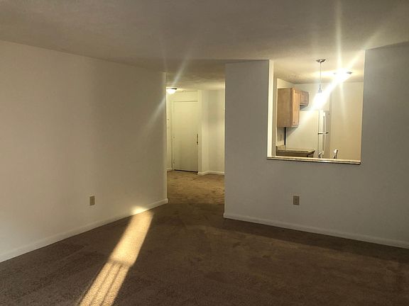 4th image of 252 Revere Beach Pkwy APT 16