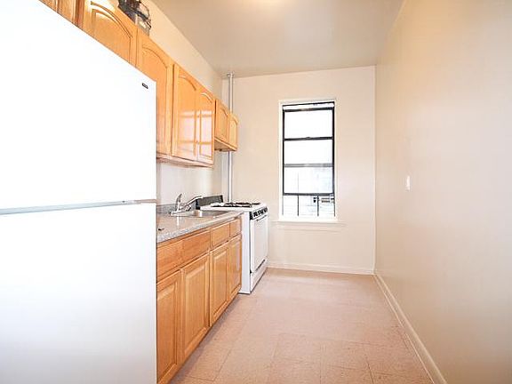 Actual kitchen stone counters. Not ready.