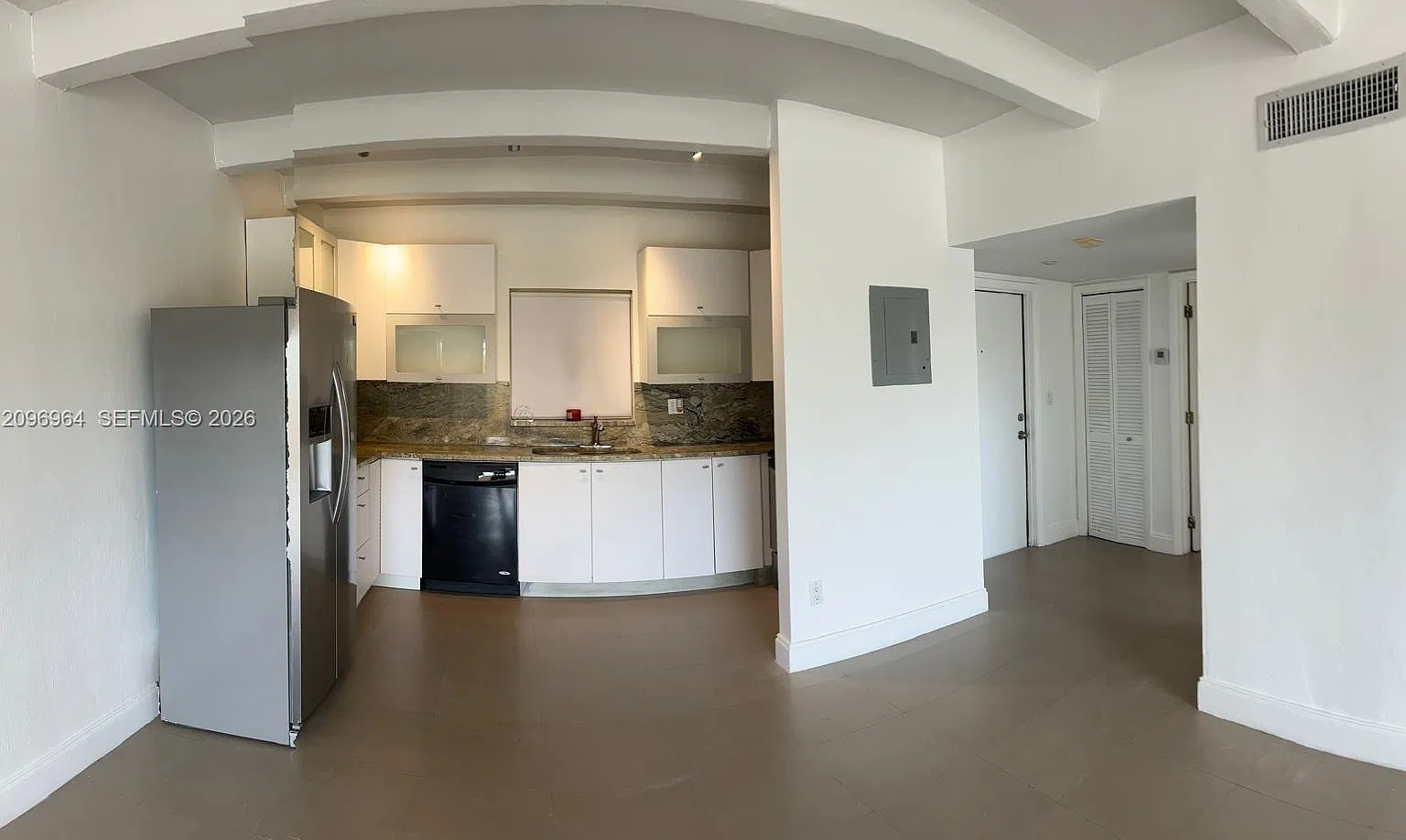 Village At Dadeland Condo — Photo 1
