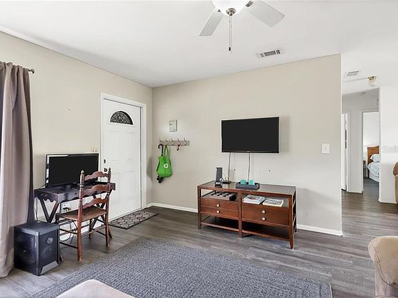 4th image of 4538 Maraldo Ave