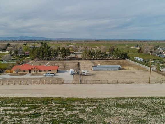 3rd image of 5105 E Avenue K8