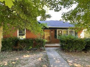 104 E Broadway St, Livermore, KY 42352