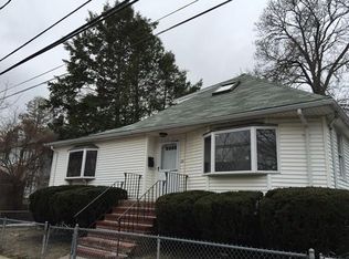 22 Harding Rd, Roslindale, MA 02131