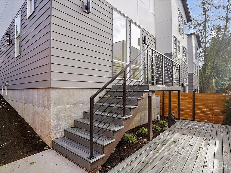 9013 14th Ave SW — Photo 17