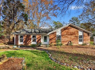 6309 Pineburr Rd, Charlotte, NC 28211