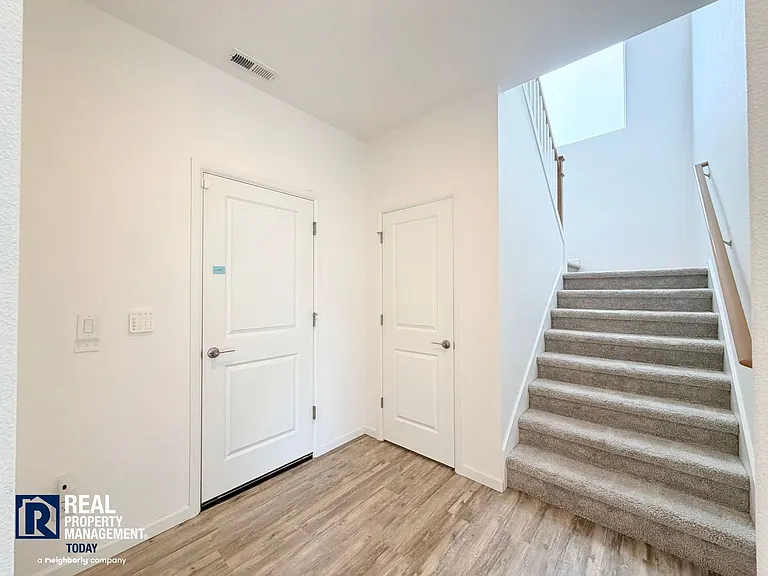 15329 SE 278th St — Photo 11