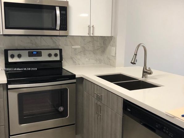 3199 Foxcroft Rd APT 109