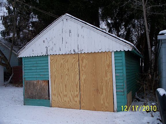 Front View of Garage